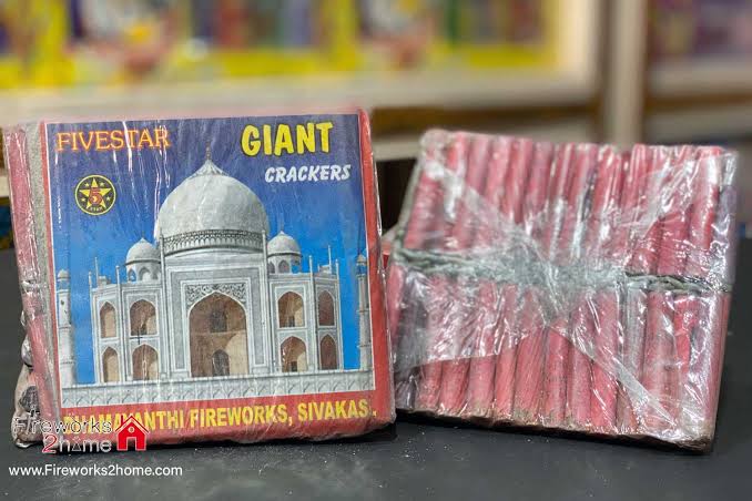 28 Giant Crackers