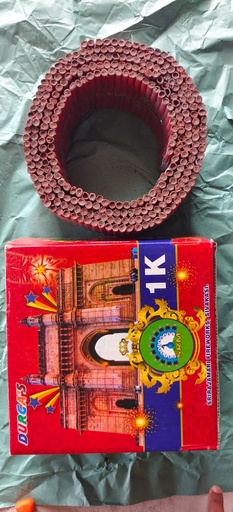 [39] 1000 Wala Garland